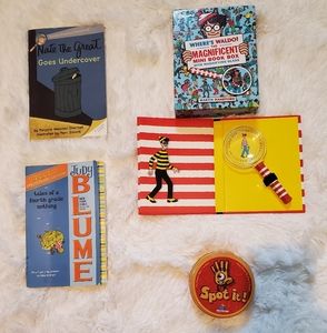 2 Great Books and 5 Mini Books for 5-9 yrs + Spot It Game 7-Adults